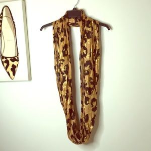 Charm and Charlie Leopard Scarf
